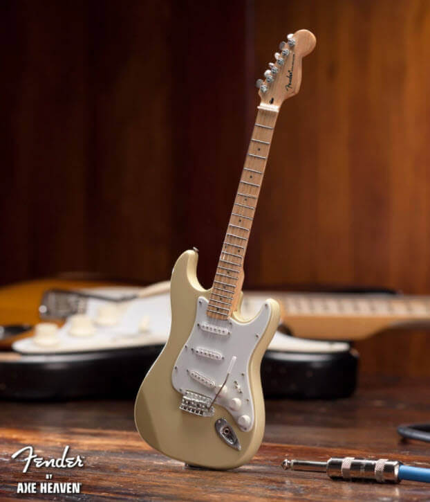 Guitare Miniature FENDER Stratocaster Stars & Stripes USA Wayne Kramer