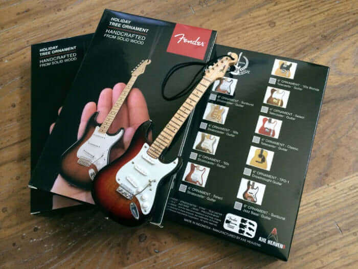 FENDER Select '50s Stratocaster Guitar Holiday Ornament 