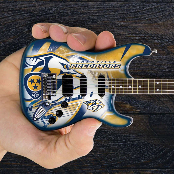 Nashville Predators 10“ Collectible Mini Guitar