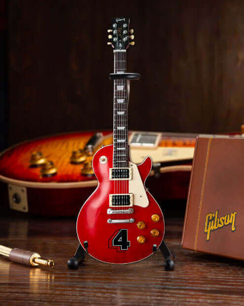 Slash Gibson Les Paul Standard Translucent Cherry Limited 4 Album Edition Mini Guitar Model